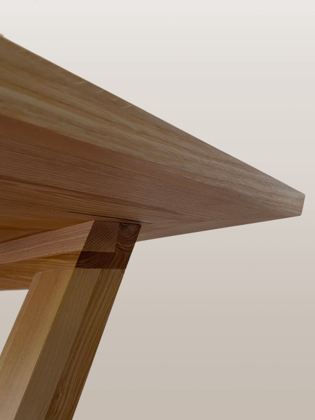 Teinte blanchie moderne du frêne massif de la table Squara