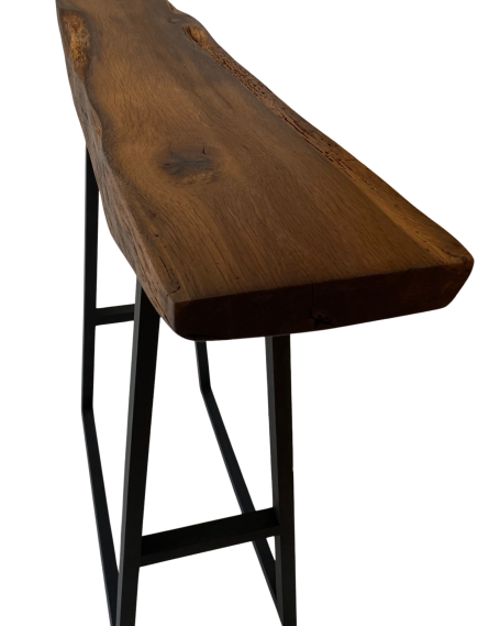 Console décorative Vetus dans une entrée contemporaine