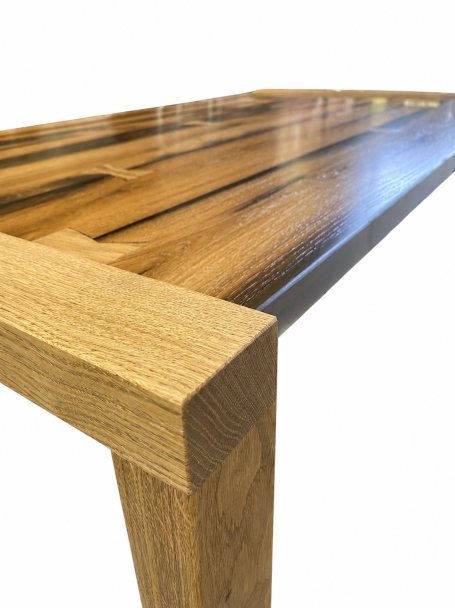 Table design Coffee en bois massif fabriquée sur mesure par Cay Design