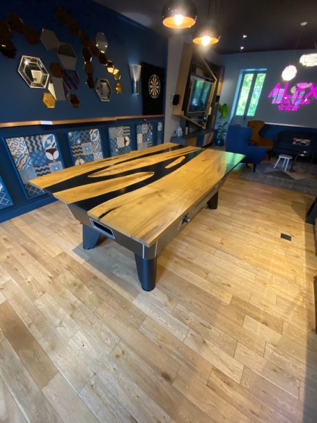 Installation d'un plateau rivière sur un billard chez le client