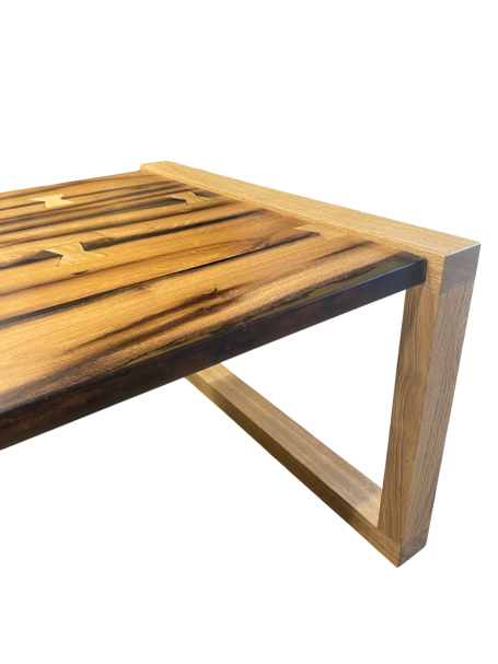 Table basse Coffee en bois massif fabriquée sur mesure par Cay Design