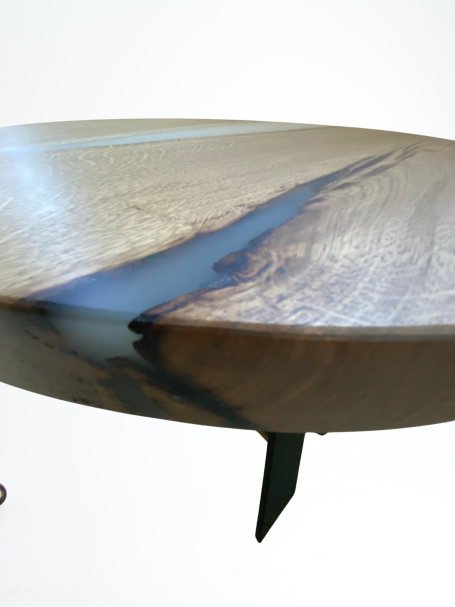 Plateau en chêne massif de la table artisanale Aloma