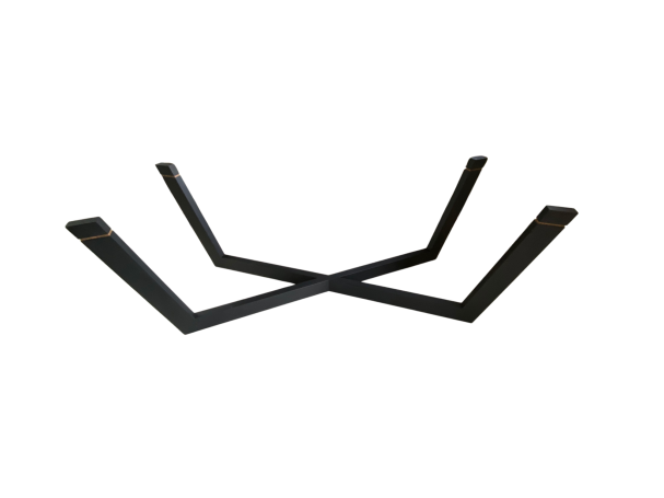 Piètement design effet acier noir de la table artisanale Casta